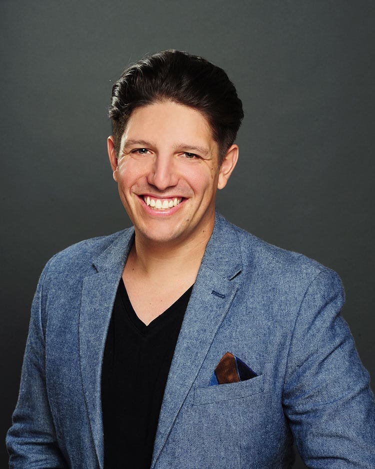 PHIL KONOBY